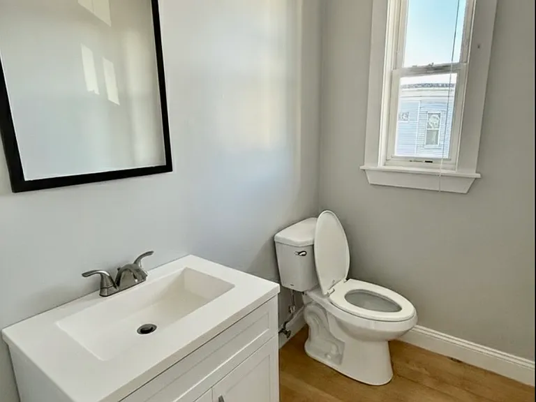 1085 Dorchester Ave #2A — Photo 2