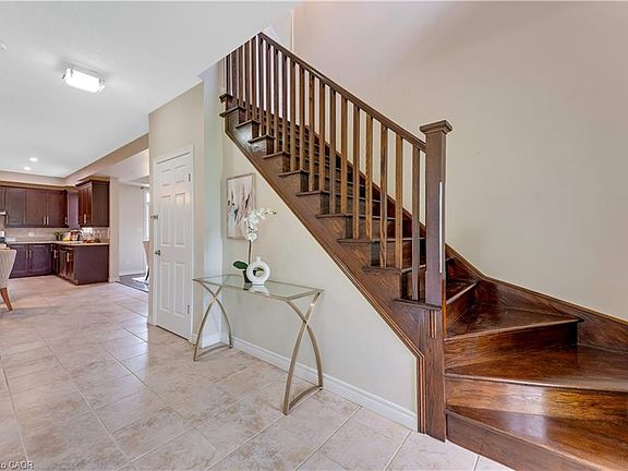 5th image of 430 Kelso Dr