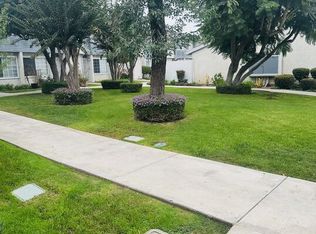 810 W Compton Blvd APT 16, Compton, CA 90220