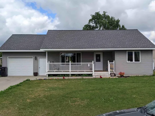 1025 7th St SW, Wadena, MN 56482