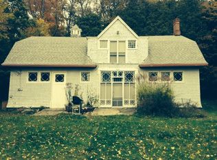 4092 Portage Point Dr, Onekama, MI 49675