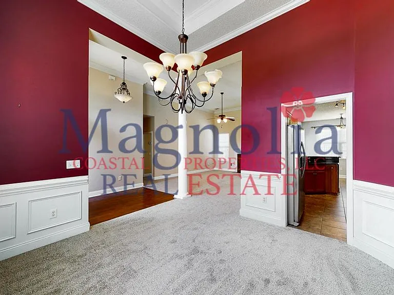 695 E Bristol Way — Photo 5