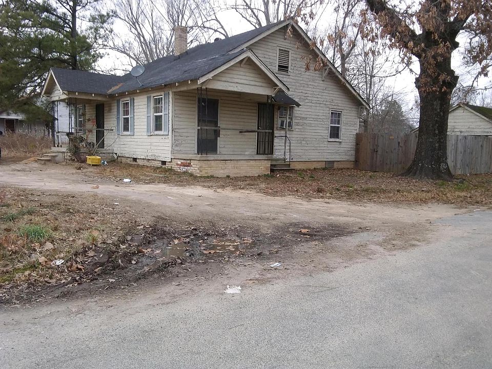 1st image of 1000 26th Ave