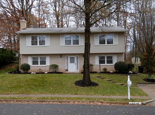 13019 Sturbridge Rd, Woodbridge, VA 22192