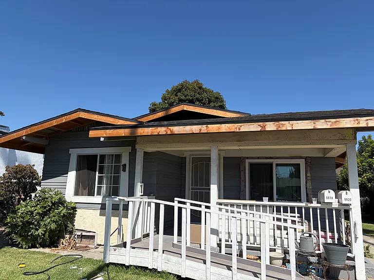 Miramonte Blvd — Photo 1