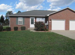 106 Croghan Way, Vine Grove, KY 40175