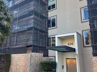 626 4th Ave W APT 201, Seattle, WA