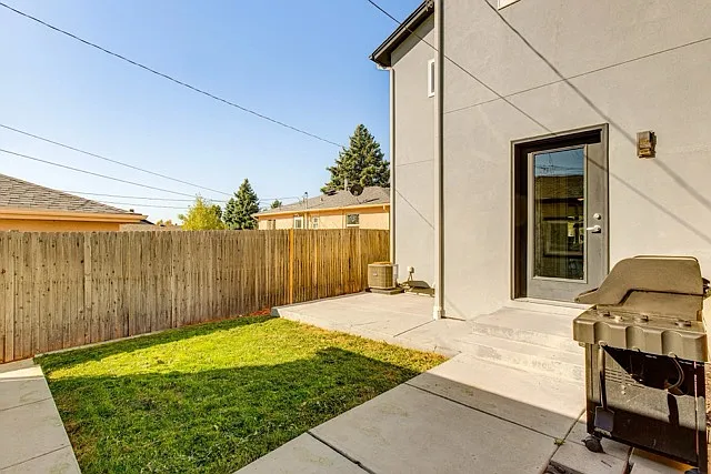 940 Tennyson St — Photo 31