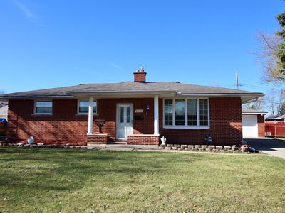 29738 Ailanthus Dr, Flat Rock, MI, 48134