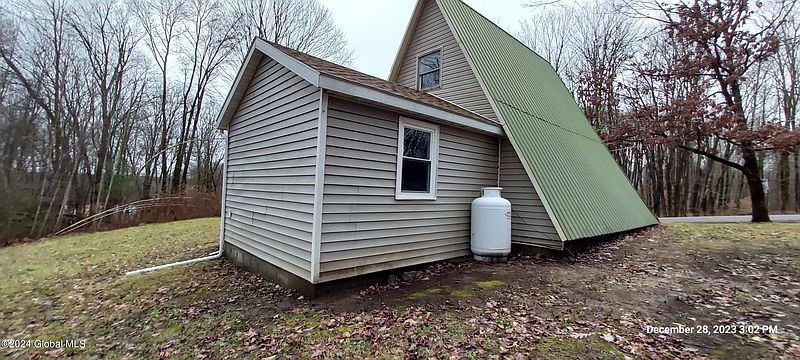 3rd image of 3453 Pond Hill Road
