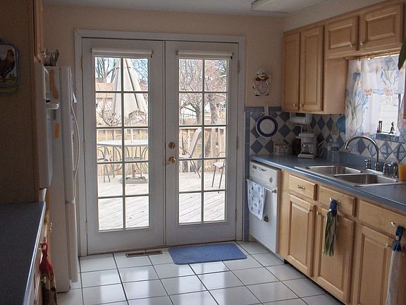 2nd image of 309 S Washington St