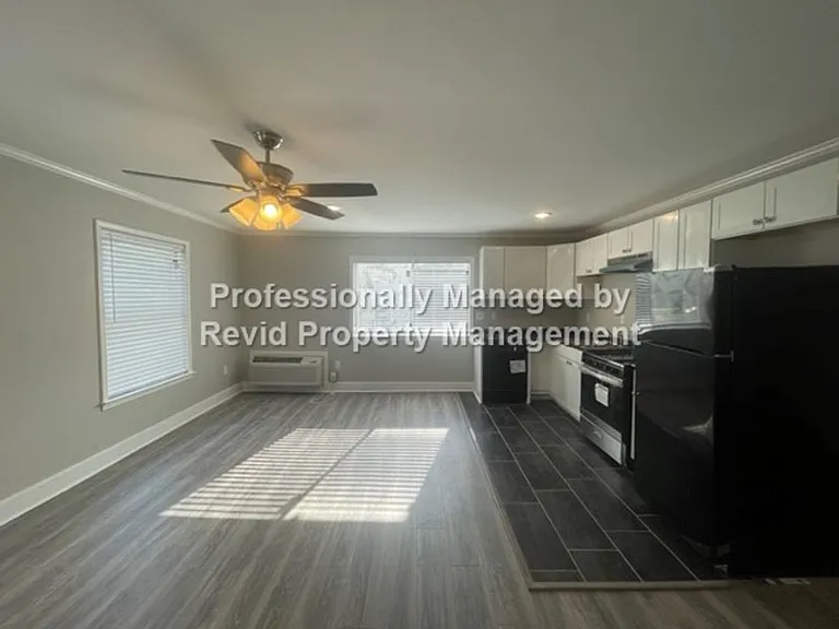 3523 Barwood Cir. — Photo 25