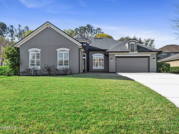 3rd image of 1123 GREEN PINE Circle