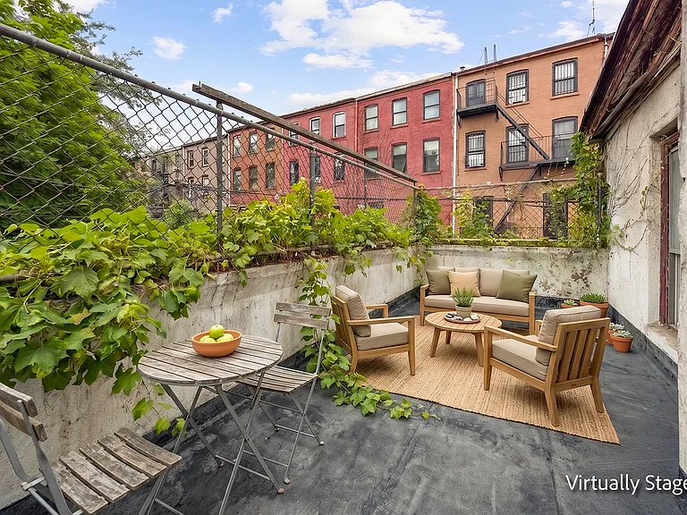 569 Throop Ave #2 — Photo 5