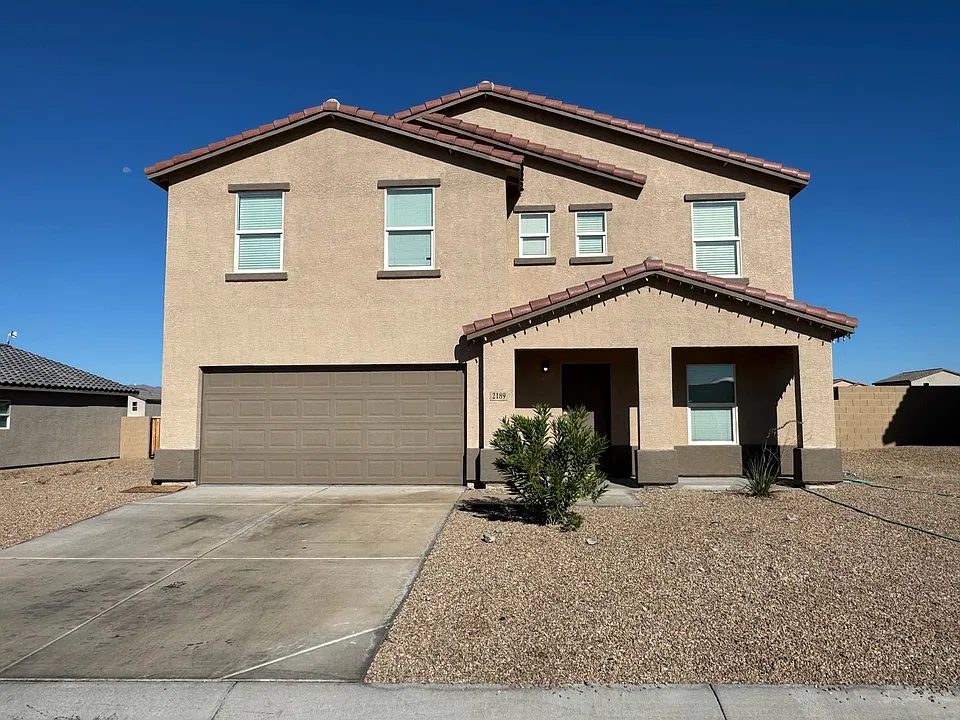 2189 E Arapaho Rd