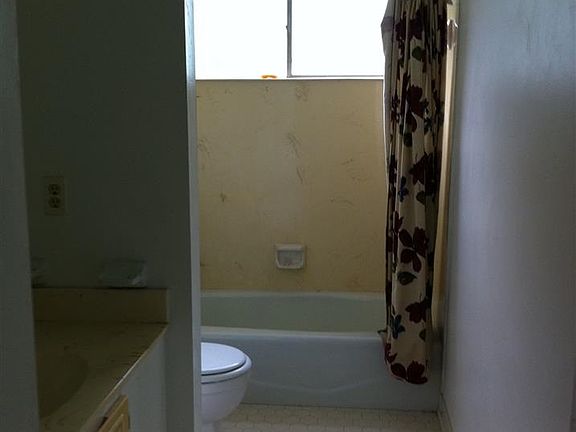 5th image of 6158 Gray Oak Ave
