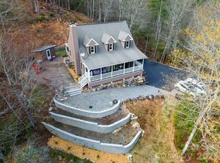 410 Forest Lake Rd, Brevard, NC 28712