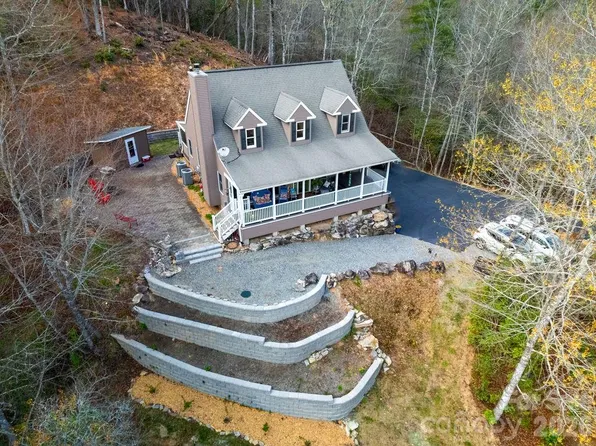 410 Forest Lake Rd, Brevard, NC 28712