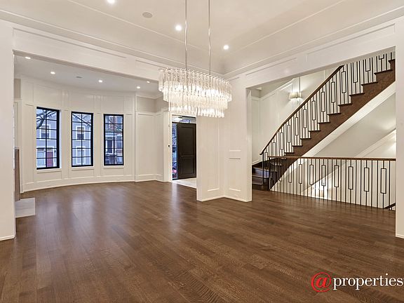 Living Room / Dining Room