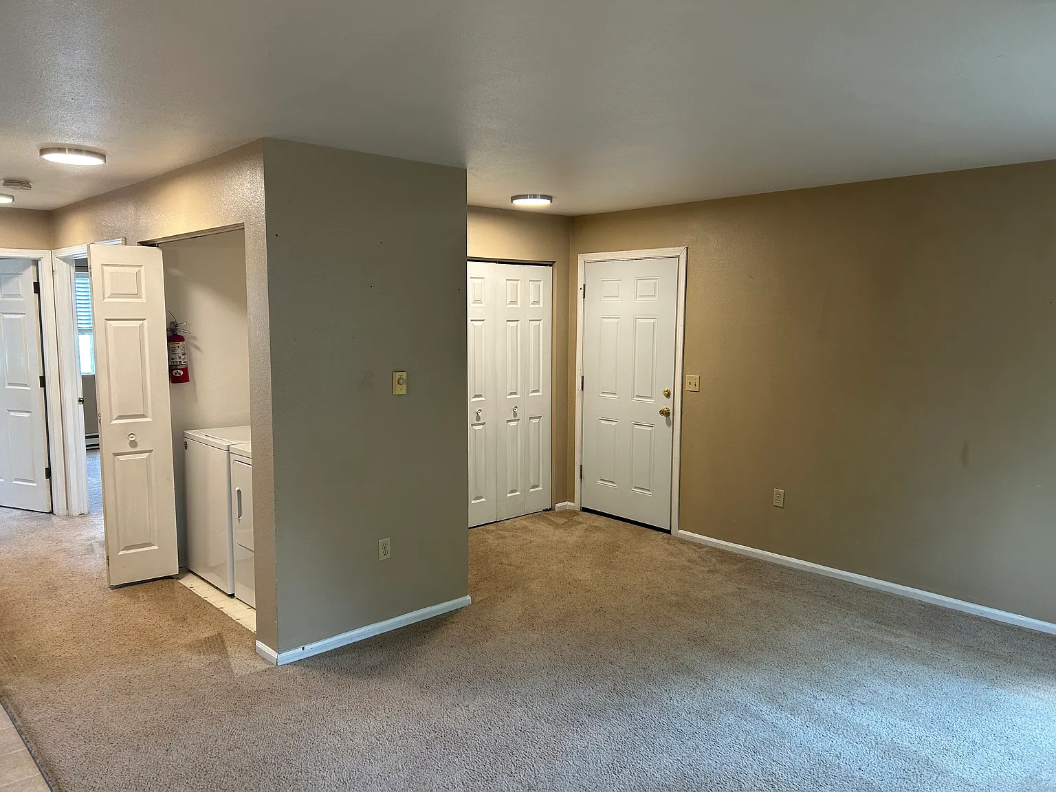 2 bed, 828 sqft, $1,500 — Photo 4