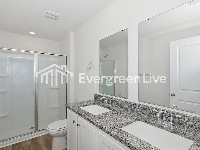 2262 Courtina Way — Photo 12