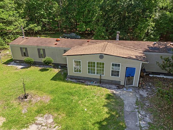 3rd image of 380 Windy Ridge Rd