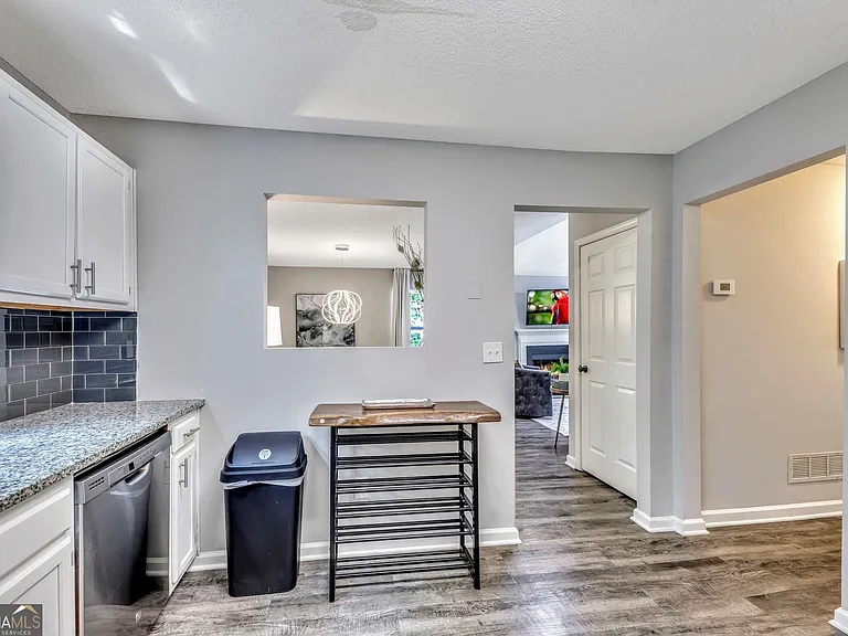 4210 Lakes End Dr NW — Photo 14