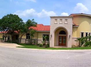 3 Highgate Dr, San Antonio, TX 78257