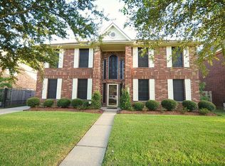 6830 Trimstone Dr, Pasadena, TX 77505