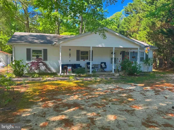 19745 Three Notch Rd, Lexington Park, MD 20653