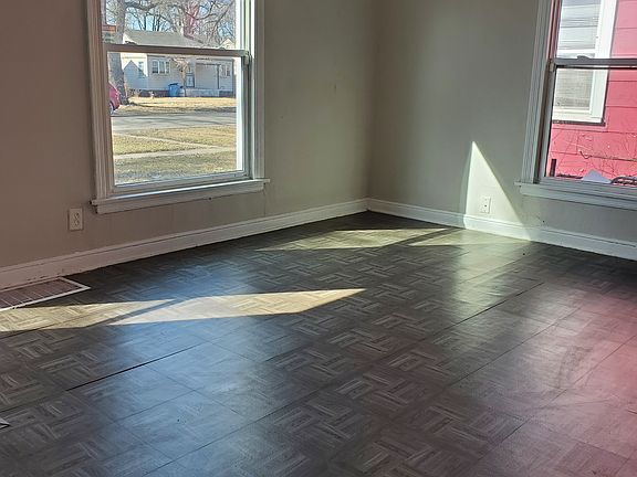 2nd image of 759 Martin Luther King Dr