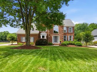 21415 John Pines Dr, Cornelius, NC 28031