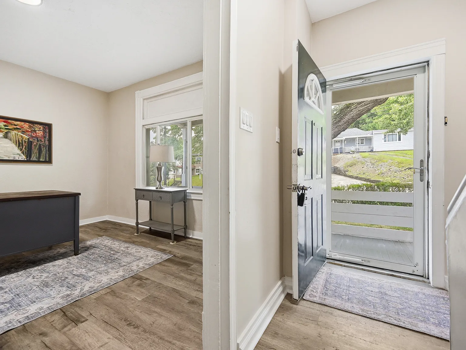 3 bed, 1600 sqft, $1,900 — Photo 4