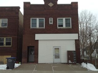 24 W 5th St #A, Duluth, MN 55806