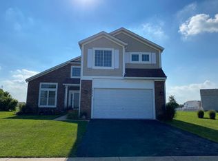 1928 N Monhegan Ave, Beecher, IL 60401