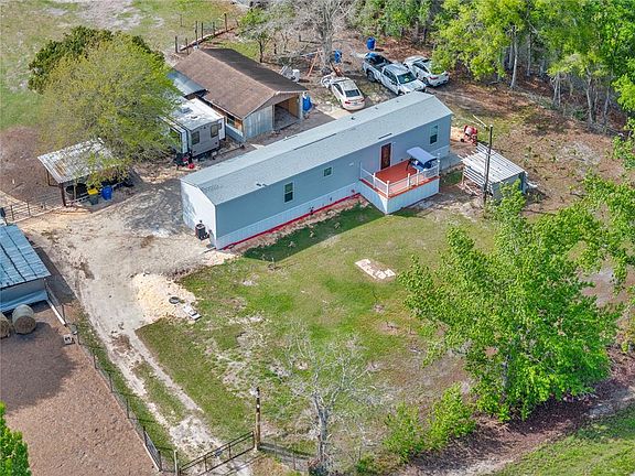 3rd image of 1333 Bluff Hammock Rd