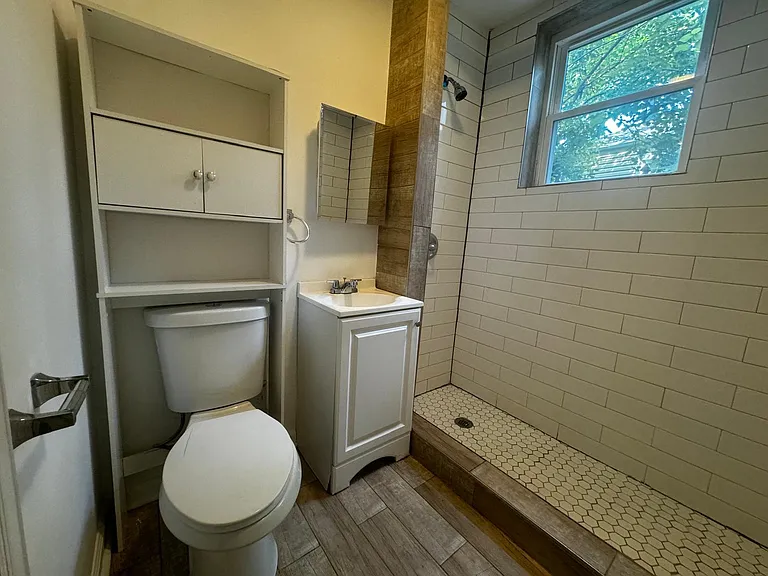 264 Davis Ave #2 — Photo 6