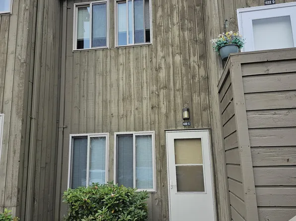 422 Emmett Street APT C, Bristol, CT 06010