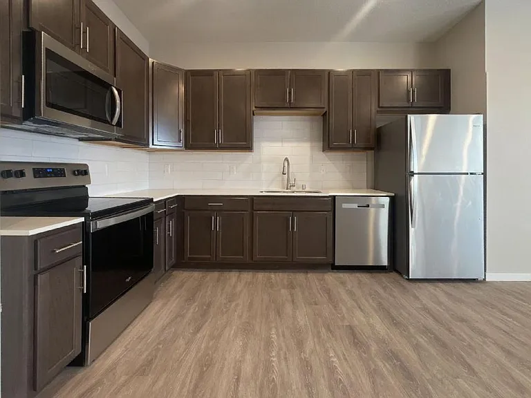 The Pines | Specials Available | Townhomes For Rent — Photo 64