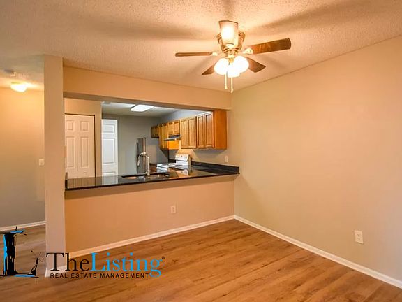 3rd image of 644 Kenwick 104 Cir
