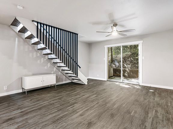 5th image of 5330 Balcones Dr APT C