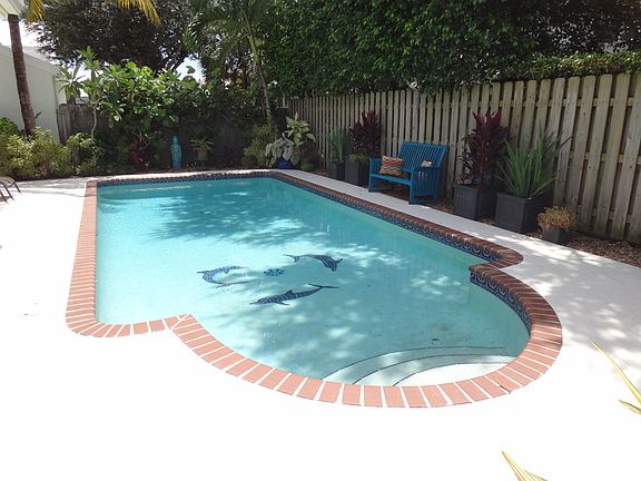 2nd image of 1043 Siena Oaks Cir S