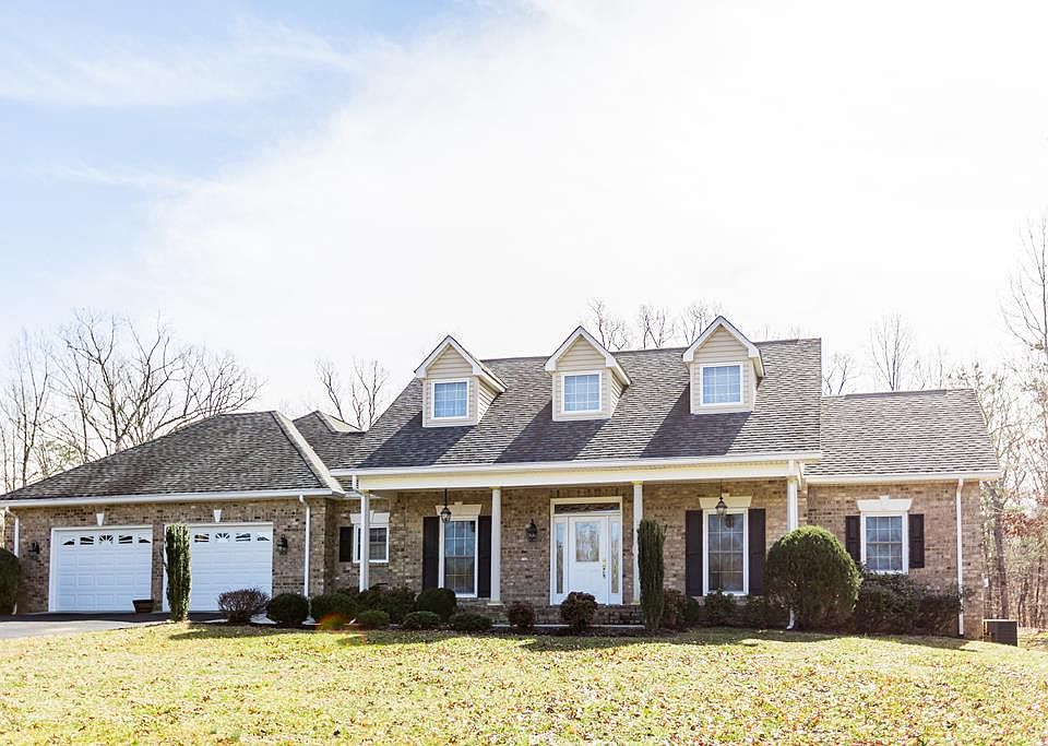 1st image of 378 Acorn Dr