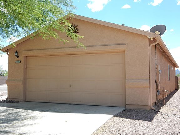 3rd image of 3587 W Courtney Crossing Ln