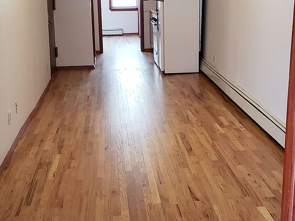2nd image of 157 Manhattan Ave #2L