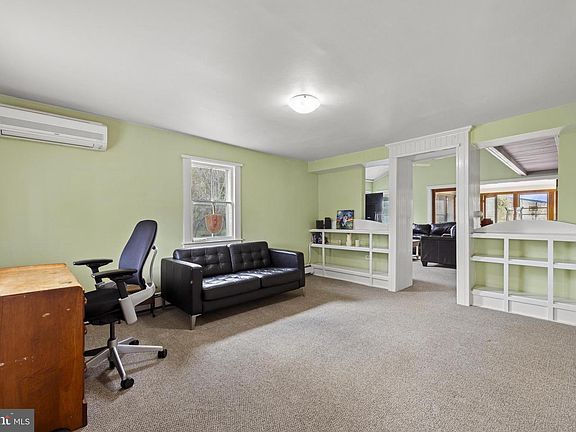 4th image of 52 Littleworth Rd #56