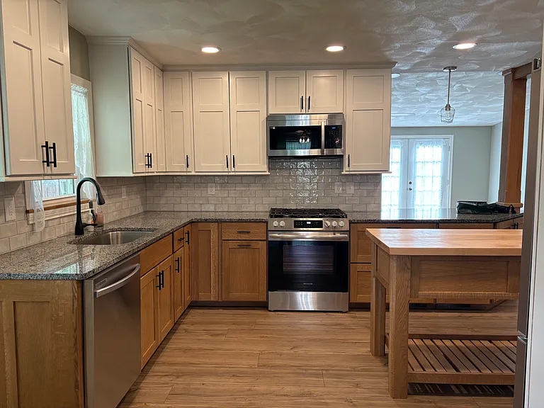 308 Vandervort Ave — Photo 6