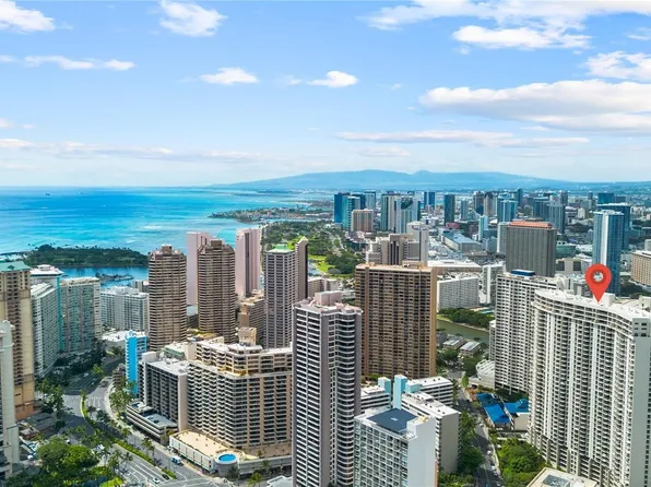 469 Ena Rd APT 901, Honolulu, HI 96815