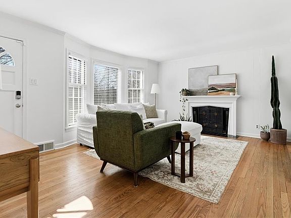 5th image of 4500 W 54th St