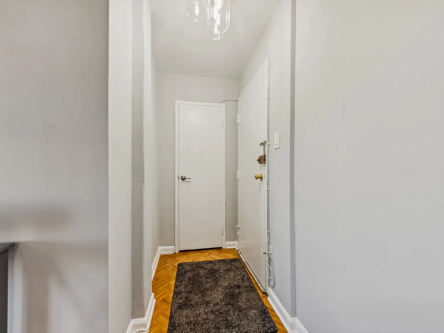 1 bed, 780 sqft, $3,300 — Photo 4